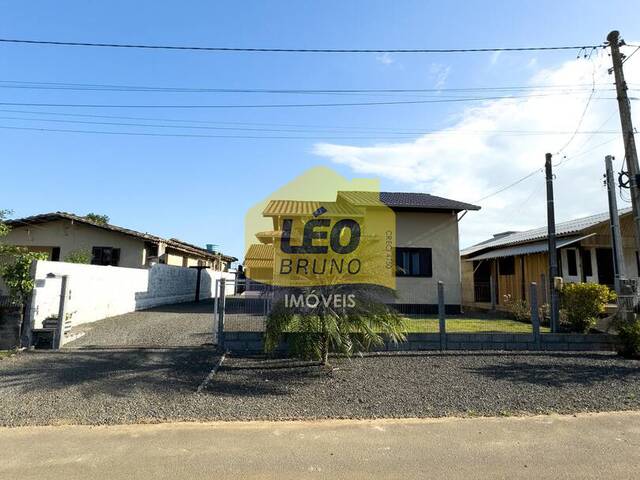 #1955 - Casa para Venda em Forquilhinha - SC - 2