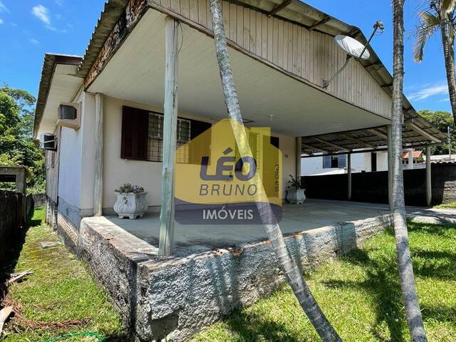 #2007 - Casa para Venda em Criciúma - SC - 1