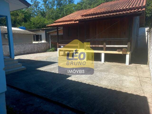 #2012 - Casa para Venda em Criciúma - SC - 1