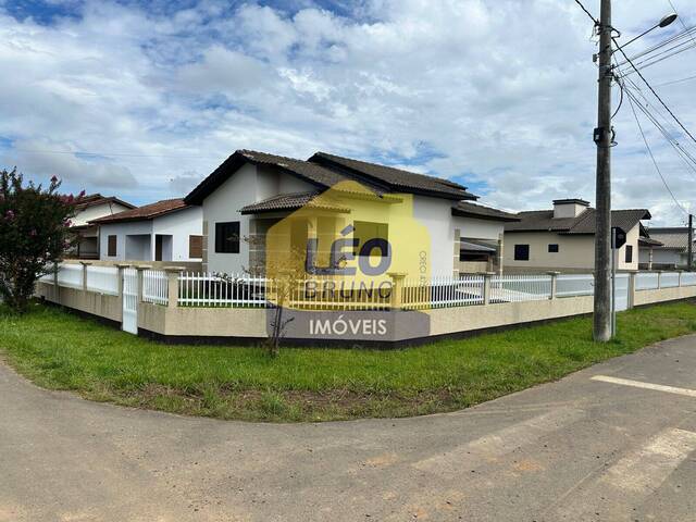 #2030 - Casa para Venda em Forquilhinha - SC - 2