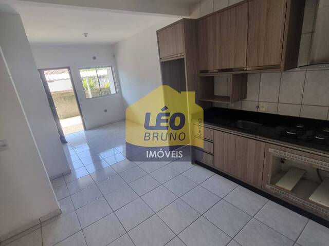 #2045 - Casa para Venda em Criciúma - SC - 3