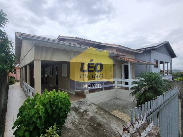 #2048 - Casa para Venda em Criciúma - SC - 3