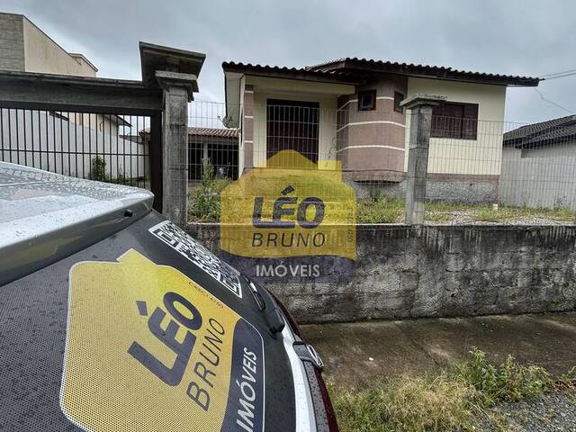 #2053 - Casa para Venda em Criciúma - SC - 1