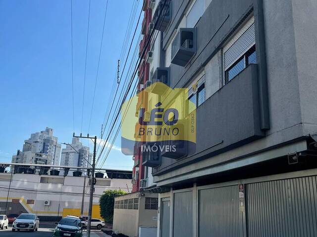 #2065 - Apartamento para Venda em Criciúma - SC - 1