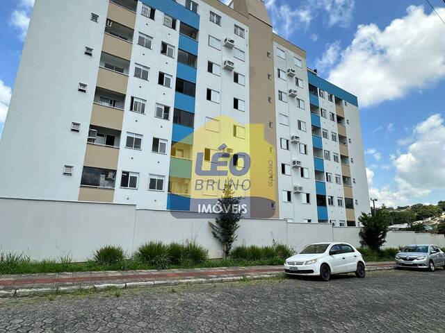 #2069 - Apartamento para Venda em Criciúma - SC - 2