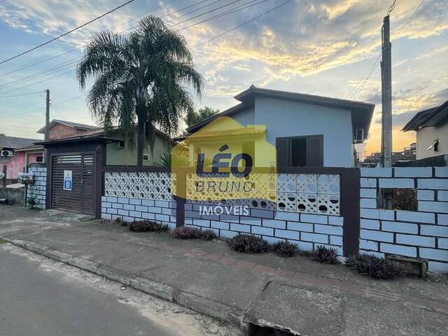 #2071 - Casa para Venda em Forquilhinha - SC - 2