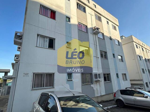 #2073 - Apartamento para Venda em Criciúma - SC - 1