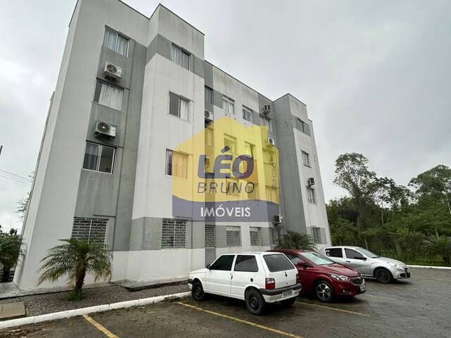 #2076 - Apartamento para Venda em Criciúma - SC - 2