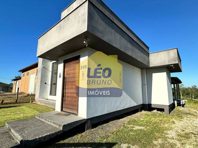 #2077 - Casa para Venda em Criciúma - SC - 3