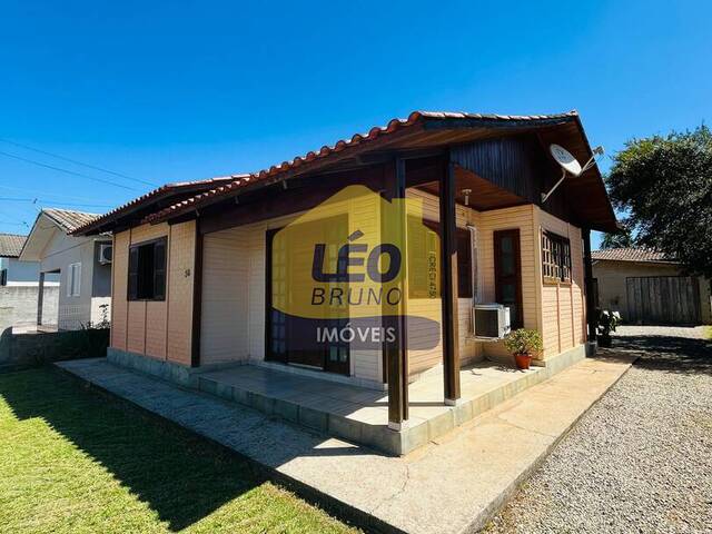 #2080 - Casa para Venda em Criciúma - SC - 2