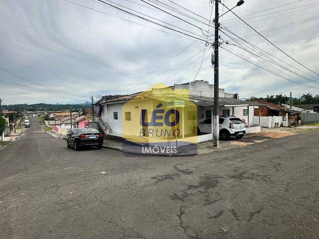 #2095 - Casa para Venda em Criciúma - SC - 2