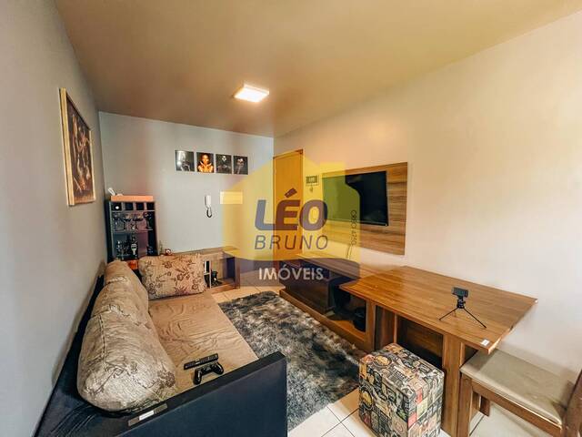 #2100 - Apartamento para Venda em Criciúma - SC - 1
