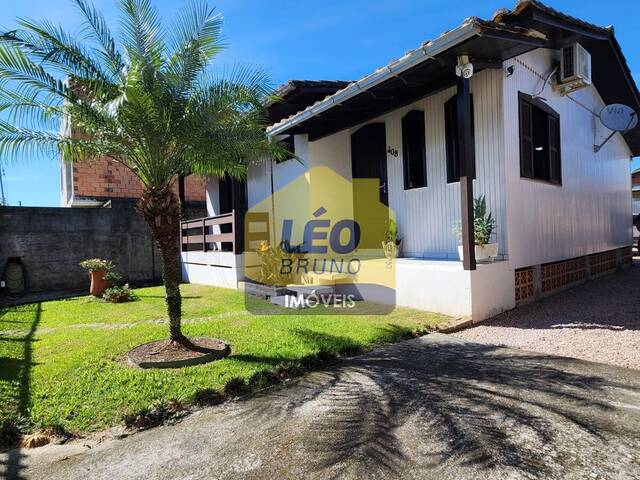 #2105 - Casa para Venda em Criciúma - SC - 1