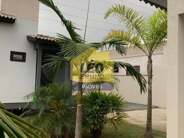 #2118 - Casa para Venda em Forquilhinha - SC - 2