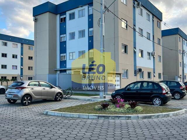 #2127 - Apartamento para Venda em Criciúma - SC - 2