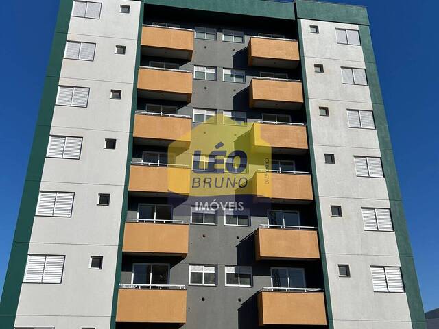 #2137 - Apartamento para Venda em Criciúma - SC - 2