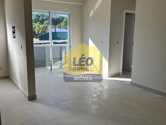 #2137 - Apartamento para Venda em Criciúma - SC - 3