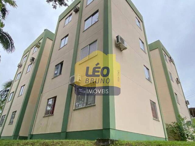 #2140 - Apartamento para Venda em Criciúma - SC - 1