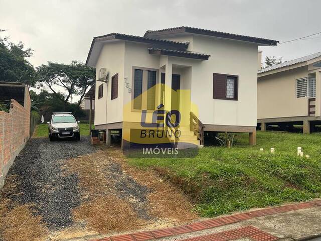 #2144 - Casa para Venda em Criciúma - SC - 1