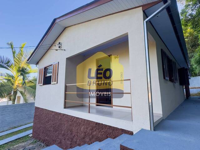 #2166 - Casa para Venda em Criciúma - SC - 2