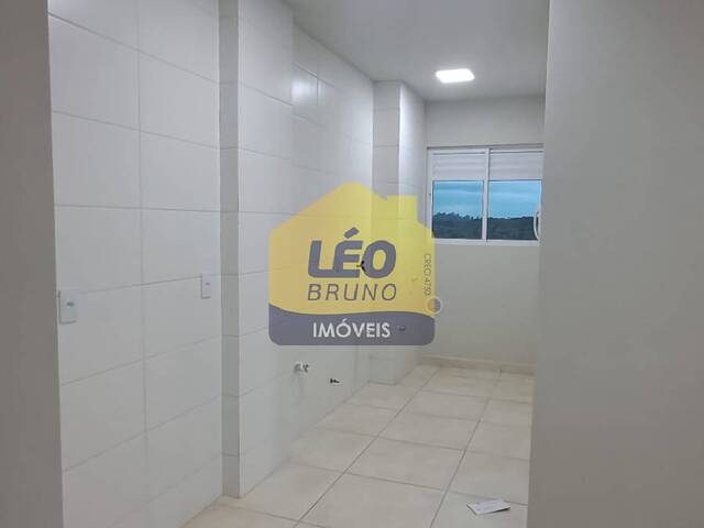 #2190 - Apartamento para Venda em Criciúma - SC - 1
