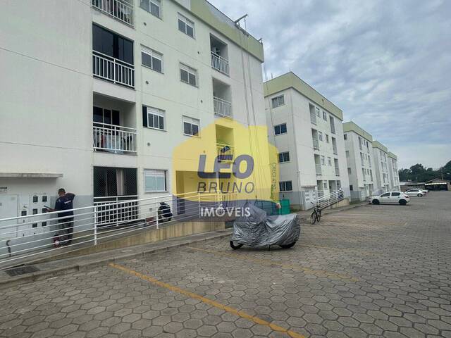 #2264 - Apartamento para Venda em Criciúma - SC - 2
