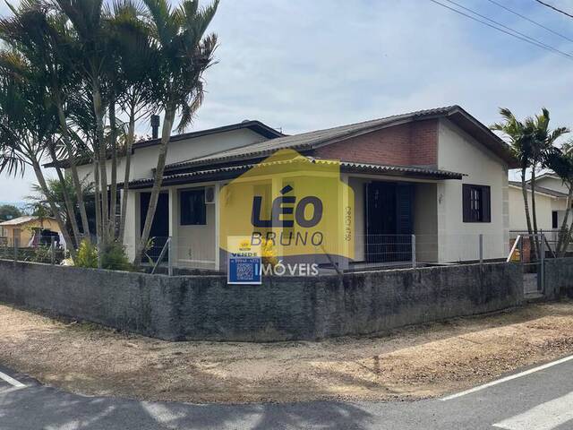 #2300 - Casa para Venda em Forquilhinha - SC - 1