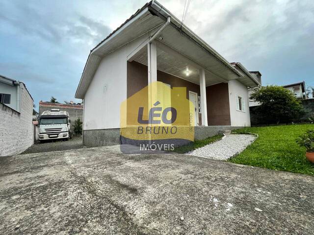 #2308 - Casa para Venda em Criciúma - SC - 3