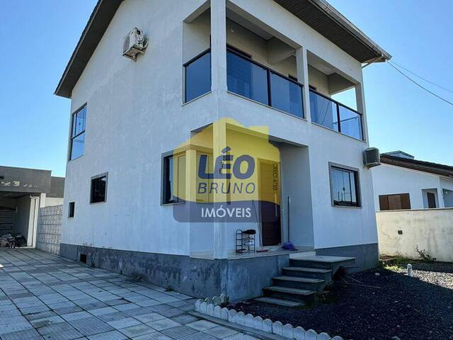 #2343 - Casa para Venda em Forquilhinha - SC - 1