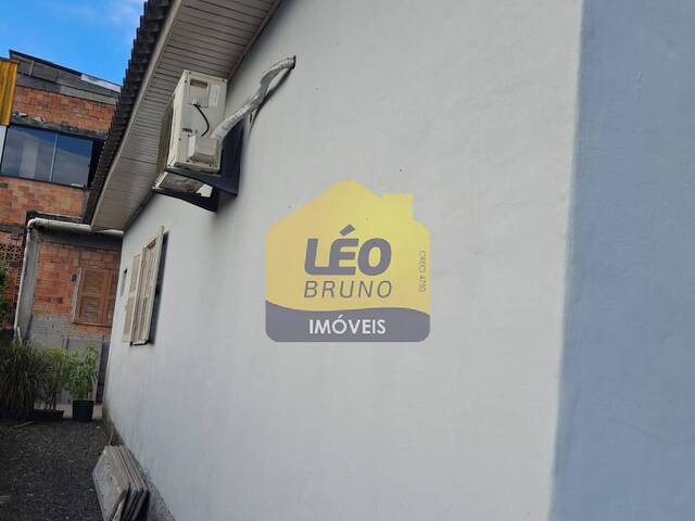 #2363 - Casa para Venda em Criciúma - SC - 3