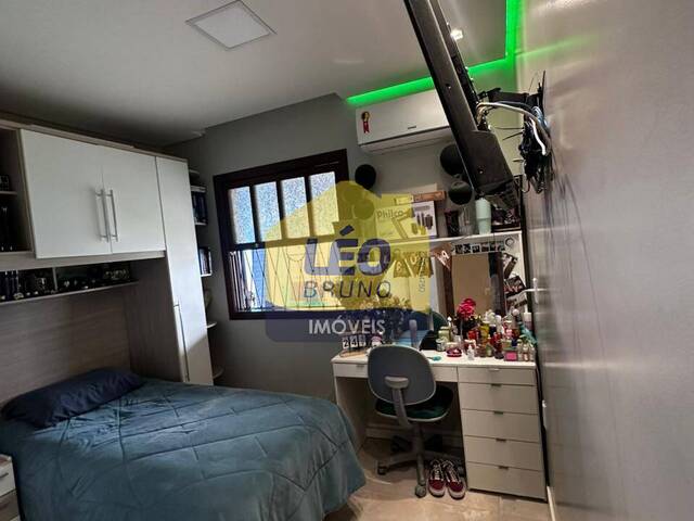 #2415 - Casa para Venda em Criciúma - SC - 2