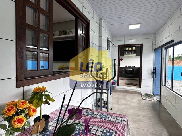 #2415 - Casa para Venda em Criciúma - SC - 3
