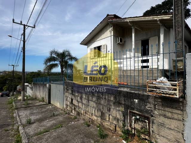 #2426 - Casa para Venda em Criciúma - SC - 1