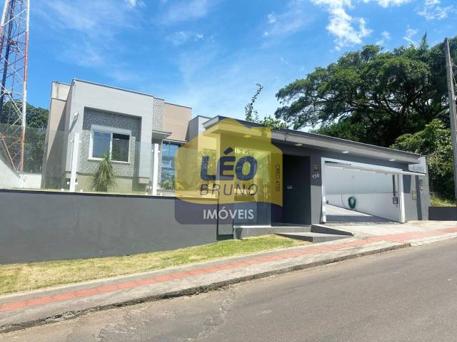 #2439 - Casa para Venda em Criciúma - SC - 3