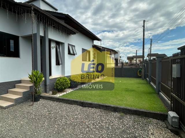 #2445 - Casa para Venda em Forquilhinha - SC - 3