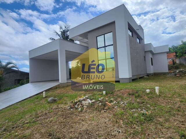 #2452 - Casa para Venda em Criciúma - SC - 2