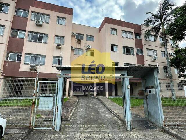 #2471 - Apartamento para Venda em Criciúma - SC - 2