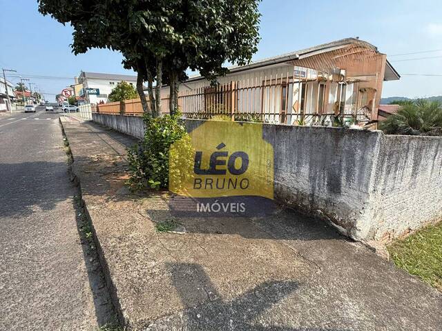 #2526 - Casa para Venda em Criciúma - SC