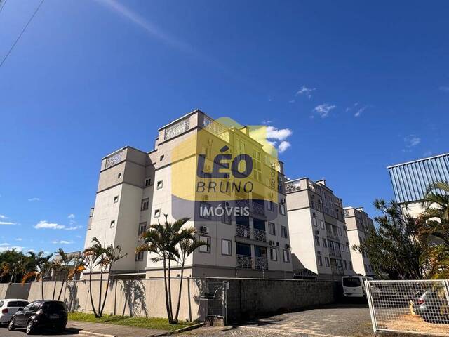#2575 - Apartamento para Venda em Criciúma - SC